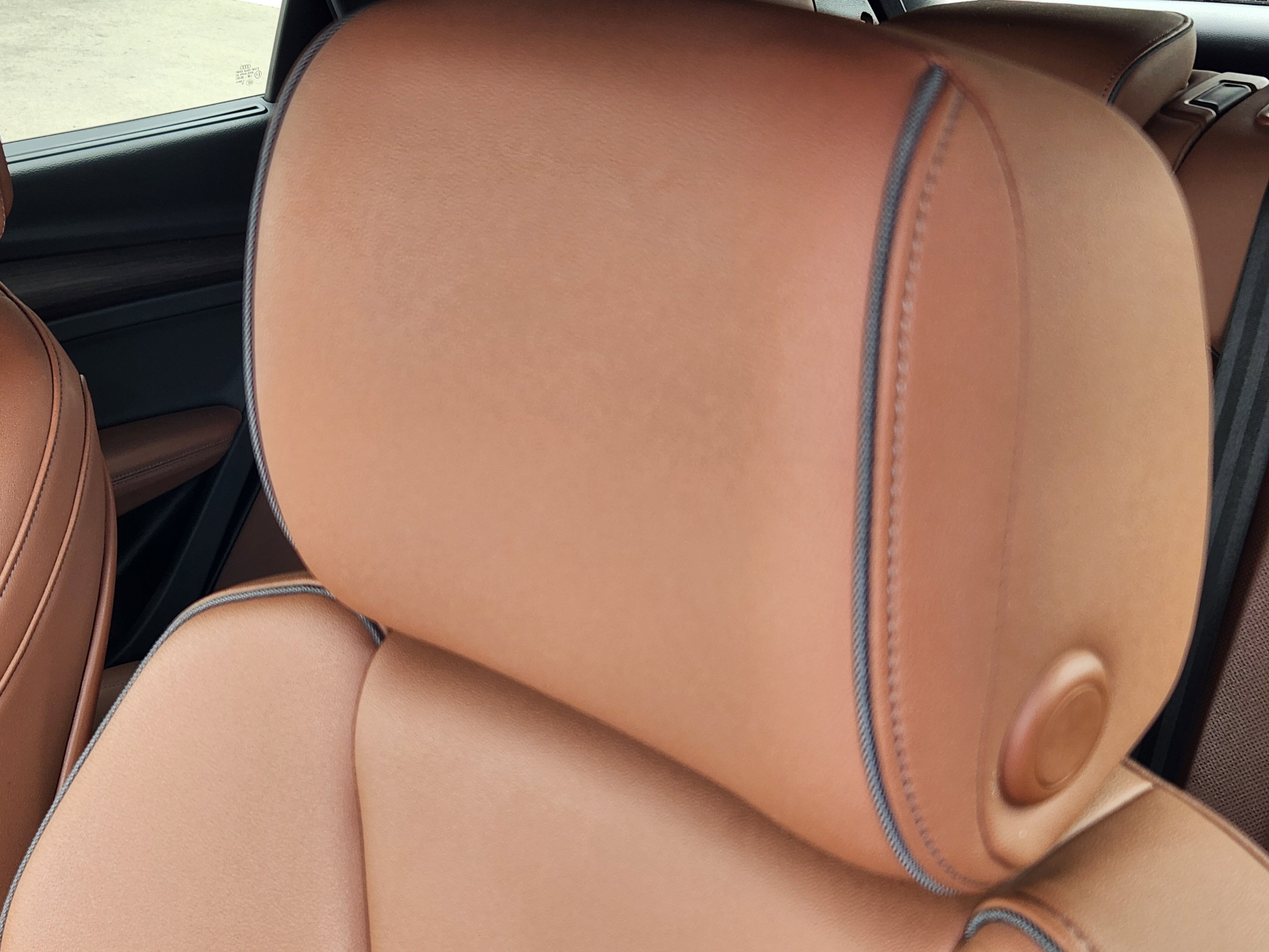 Used 2021 Audi Q5 Prestige w/ Prestige Package image 32