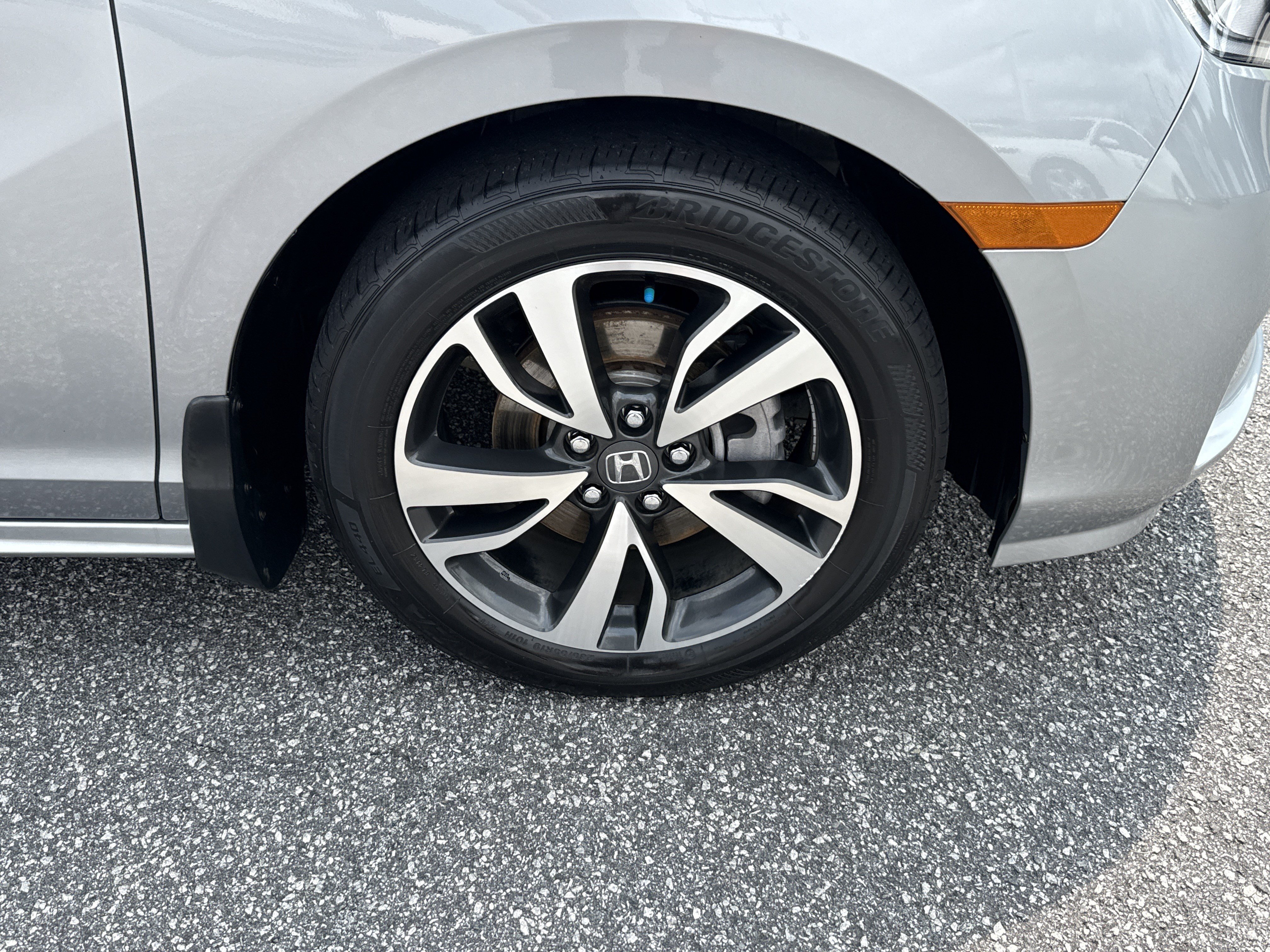 Certified 2024 Honda Odyssey Touring image 13