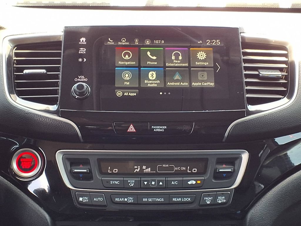 Used 2020 Honda Pilot Touring image 22