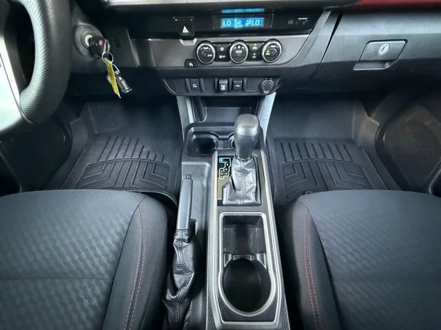 Used 2021 Toyota Tacoma SR5 RWD image 25