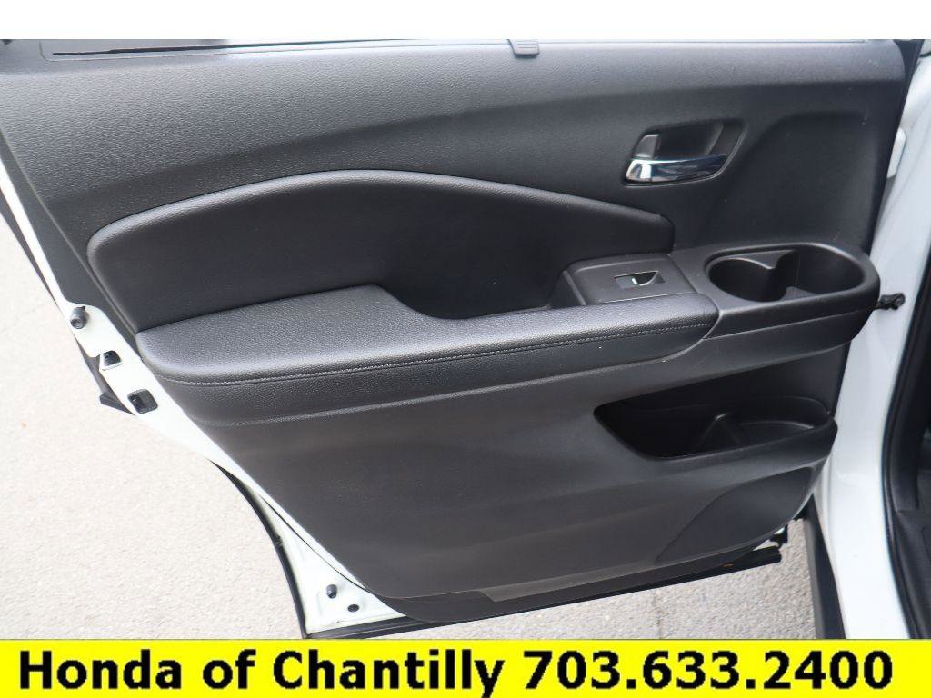 Used 2021 Honda Pilot Touring image 29