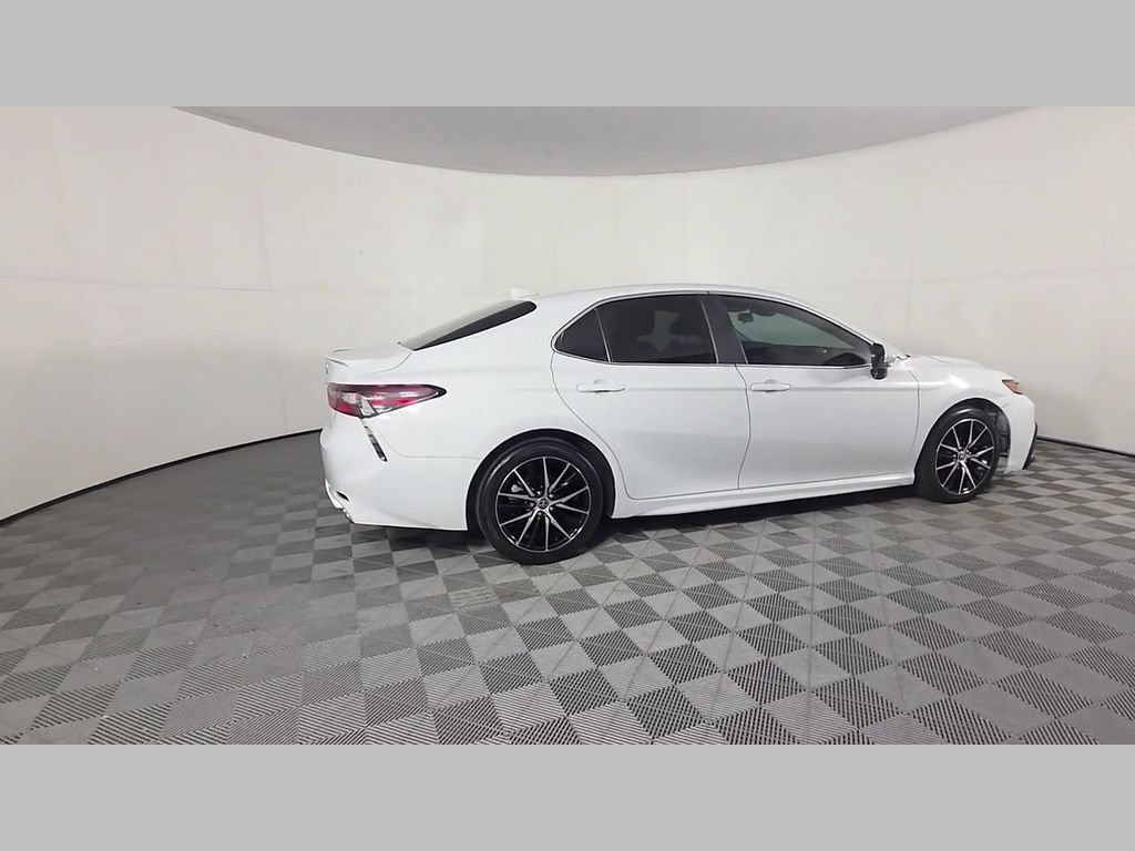 Used 2024 Toyota Camry SE FWD image 38