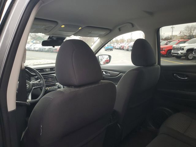 Used 2019 Nissan Rogue S image 10
