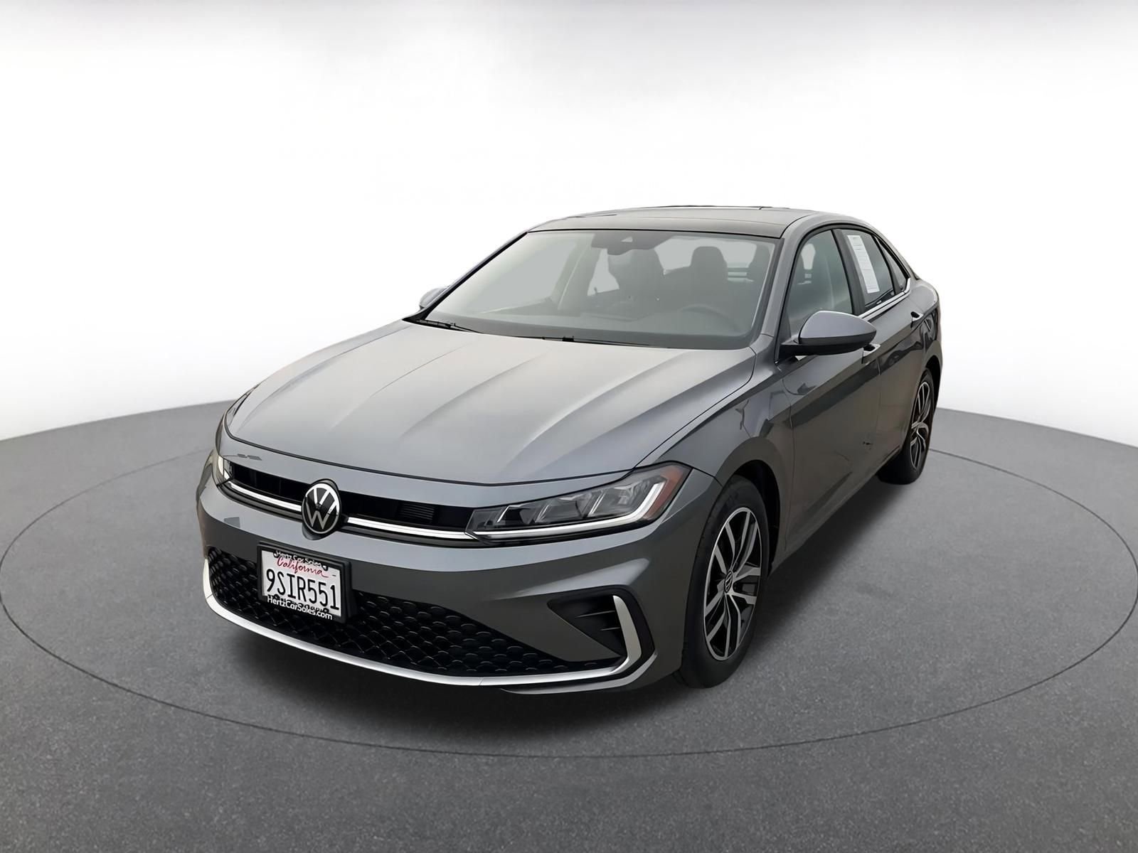 Used 2025 Volkswagen Jetta SE image 7