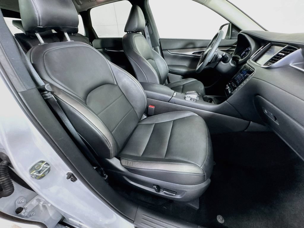 Certified 2023 INFINITI QX50 Luxe FWD image 39
