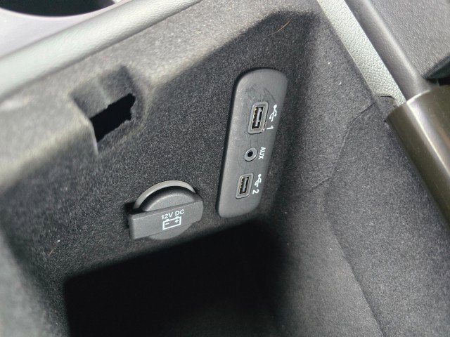 Used 2019 Dodge Challenger SXT w/ Driver Convenience Group image 37