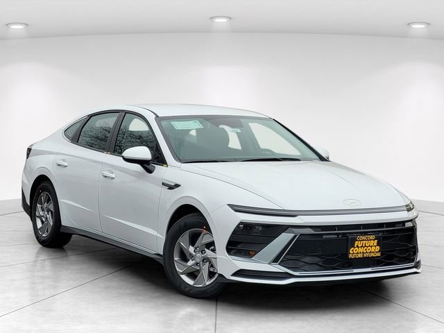 New 2026 Hyundai Sonata SE image 1