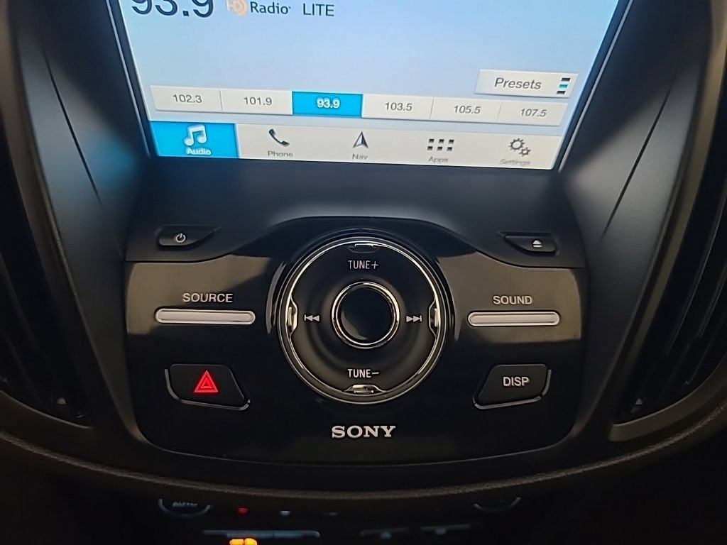 Used 2017 Ford Escape Titanium AWD/4WD image 35