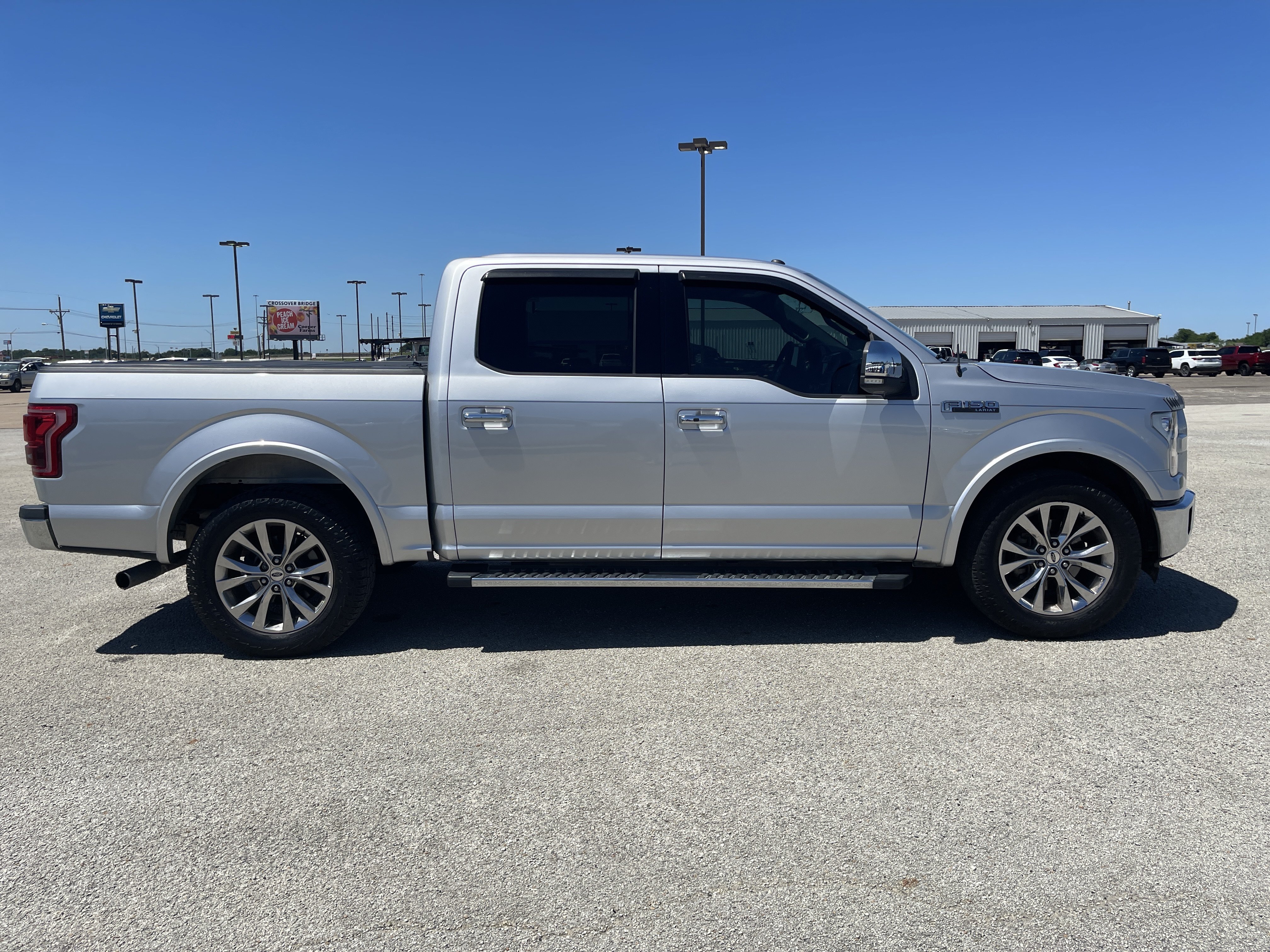 Used 2016 Ford F150 Lariat w/ Equipment Group 502A Luxury RWD image 3