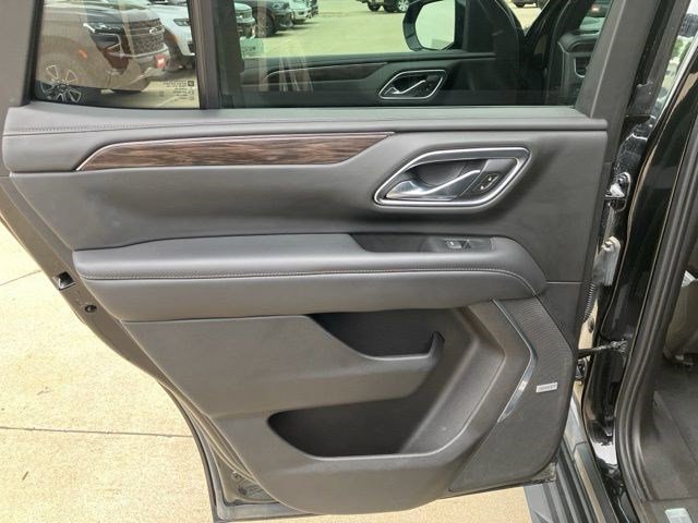 Used 2021 Chevrolet Tahoe LT AWD/4WD image 21