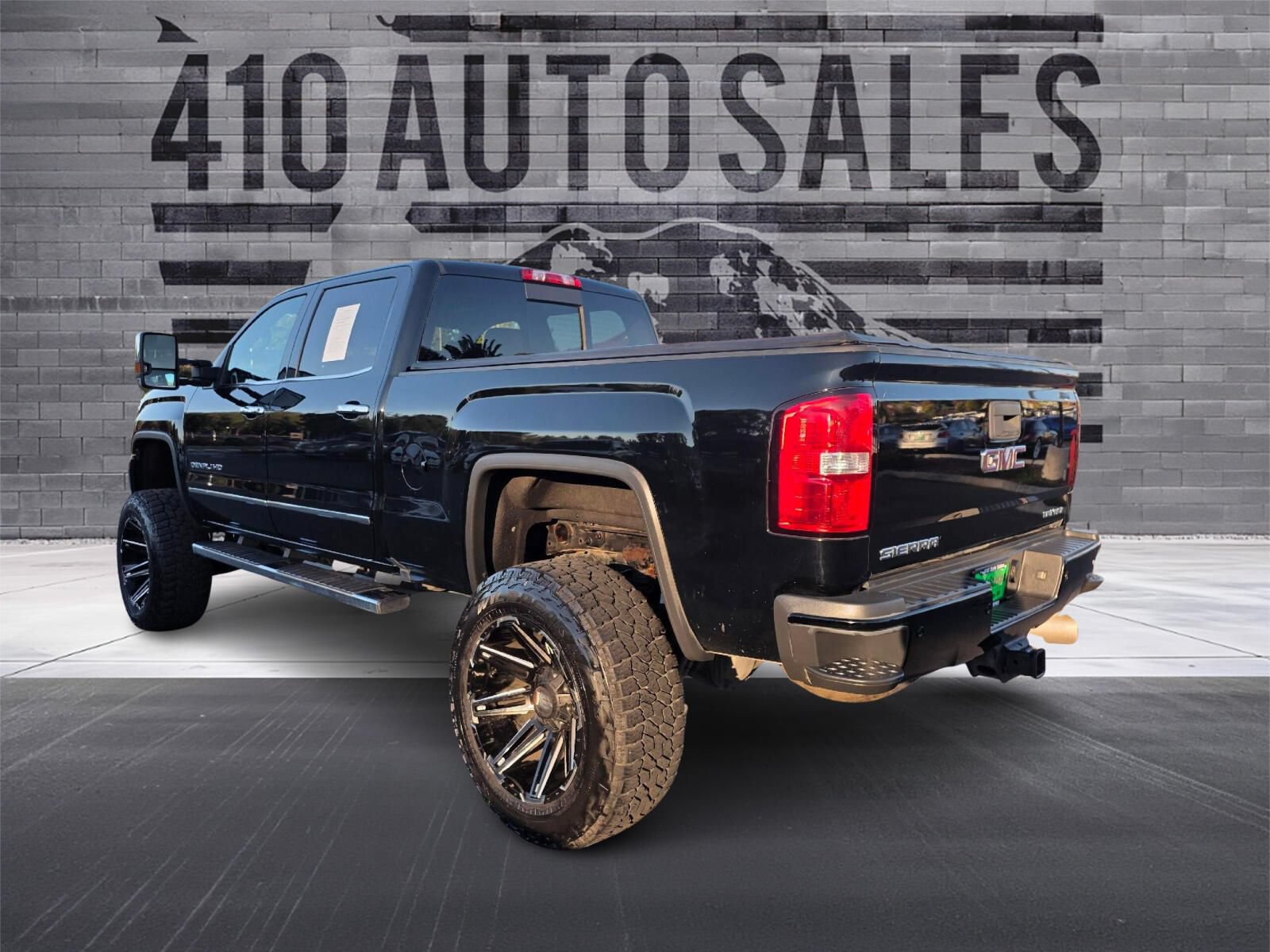 Used 2019 GMC Sierra 2500 Denali AWD/4WD image 8