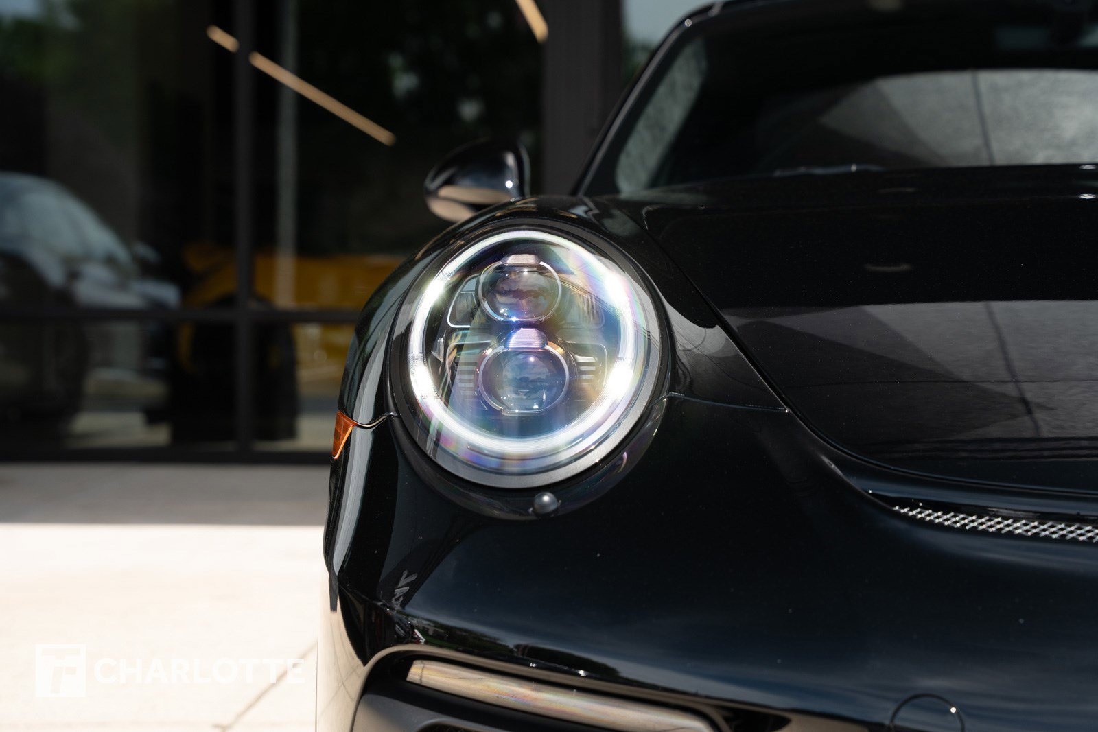 Used 2018 Porsche 911 GT3 RWD image 3