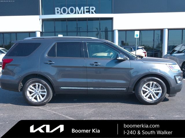 Used 2017 Ford Explorer XLT w/ Equipment Group 202A FWD image 5