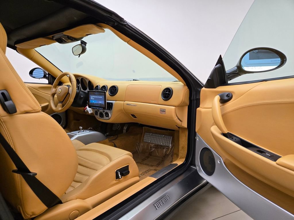 Used 2004 Ferrari 360 Spider image 21
