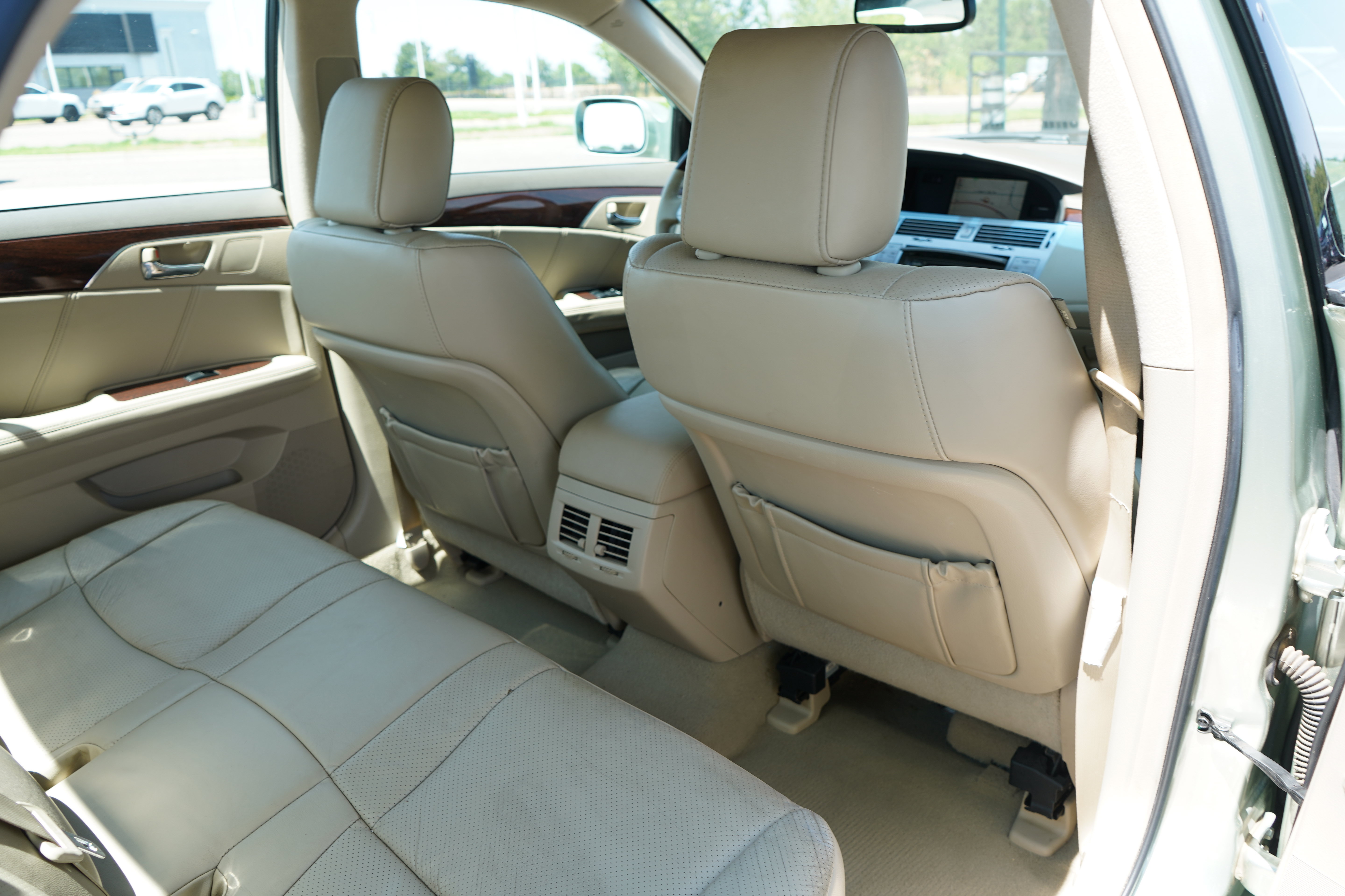 Used 2009 Toyota Avalon XL FWD image 25