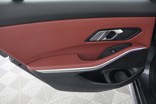 Used 2022 BMW 330e xDrive w/ M Sport Package image 27