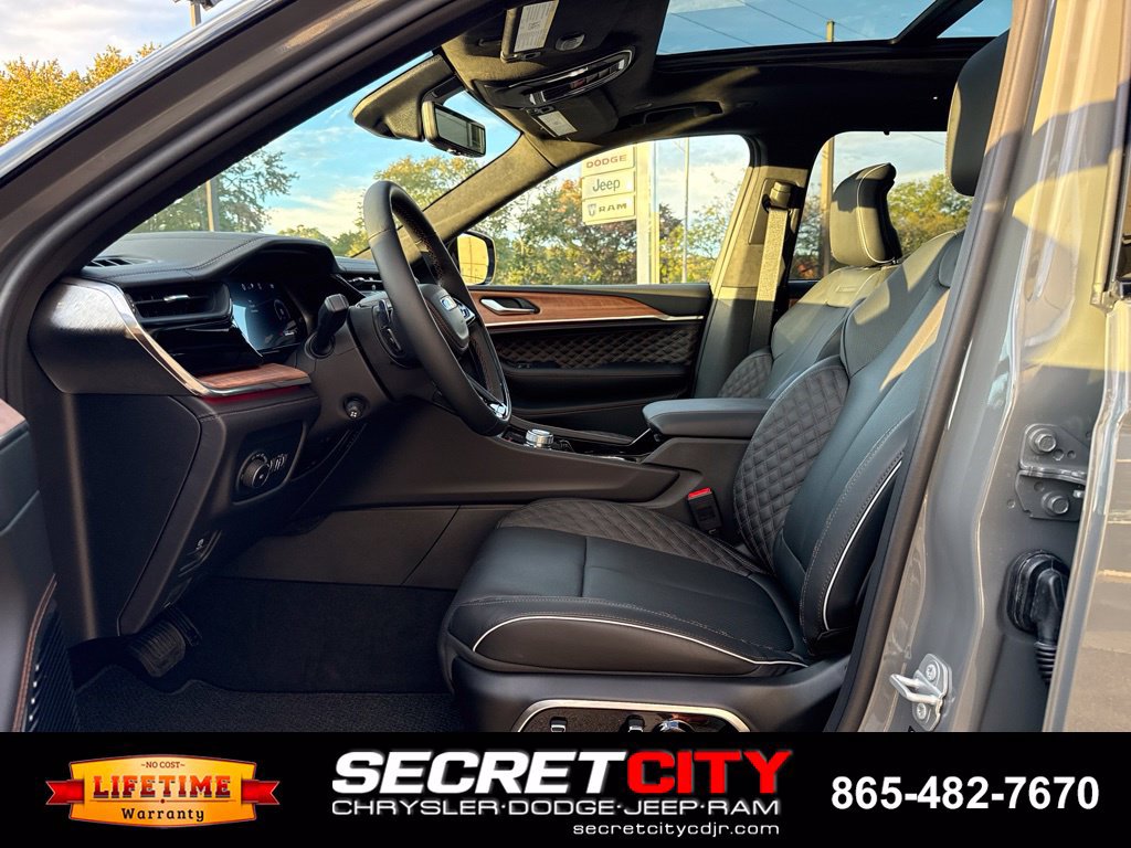 New 2027 Jeep Grand Cherokee L Summit AWD/4WD image 41