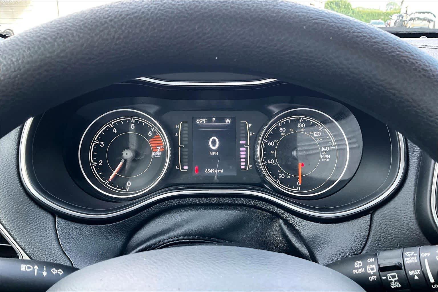 Used 2020 Jeep Cherokee Latitude FWD image 25