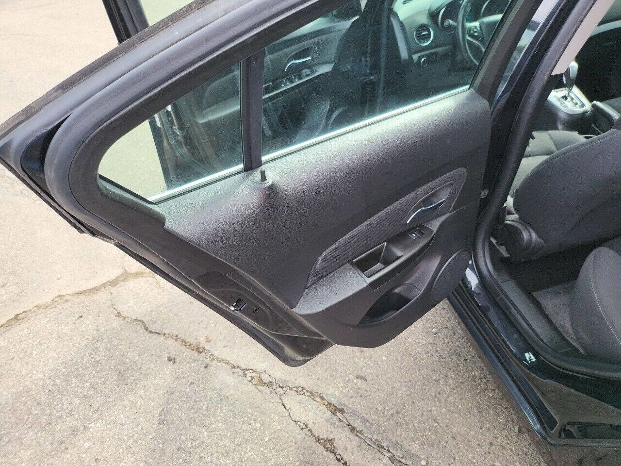 Used 2014 Chevrolet Cruze LT image 22