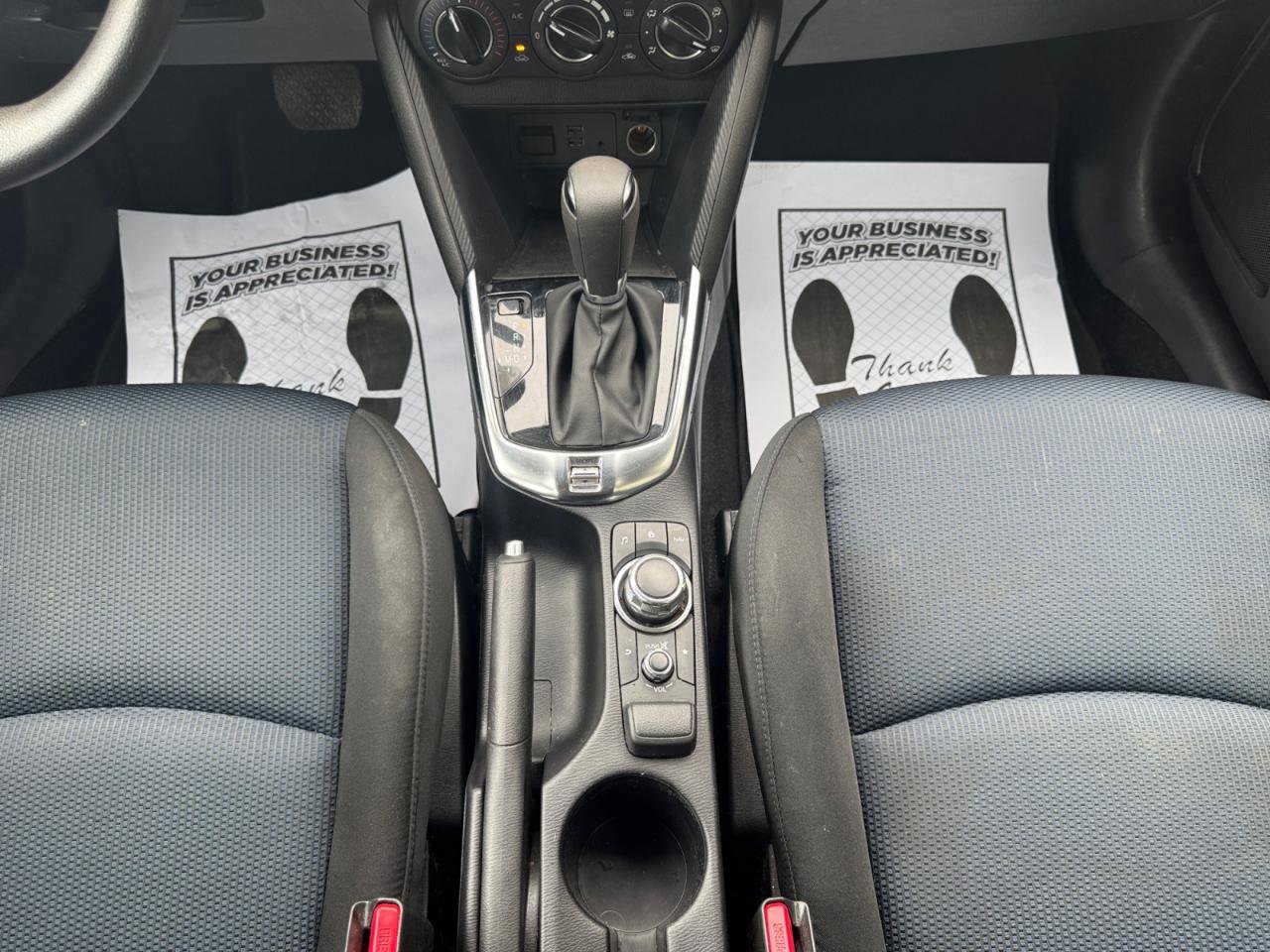 Used 2019 Toyota Yaris LE FWD image 15
