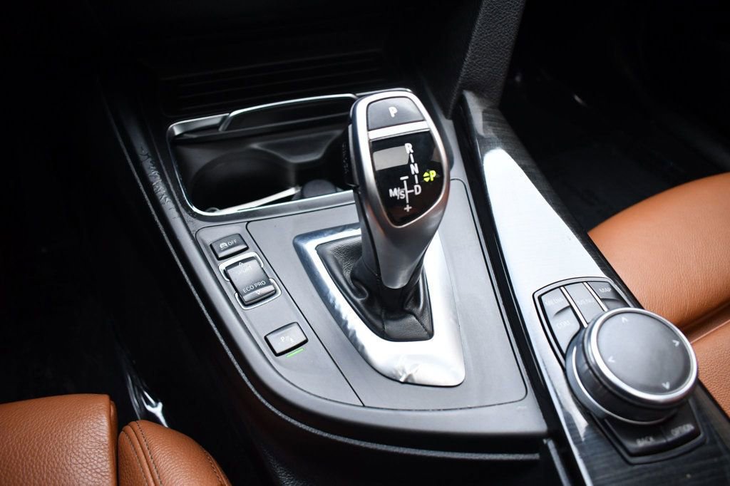 Used 2017 BMW 330i xDrive 330i xDrive image 33