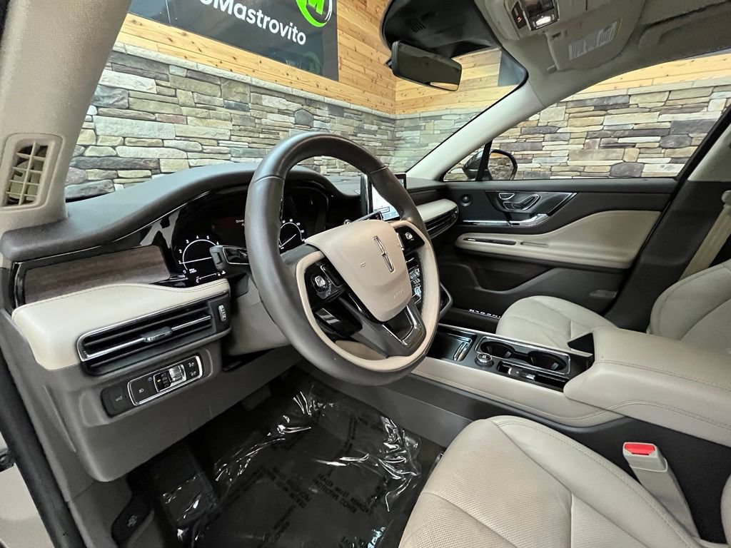 Used 2020 Lincoln Corsair Reserve w/ Equipment Group 201A AWD/4WD image 22