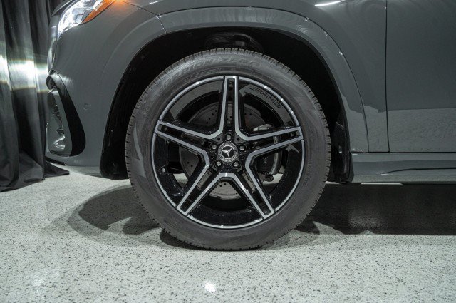 New 2026 Mercedes-Benz GLS 450 4MATIC image 6