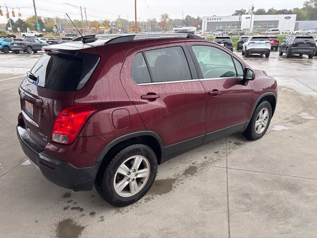 Used 2016 Chevrolet Trax LT w/ LT Convenience Package AWD/4WD image 6