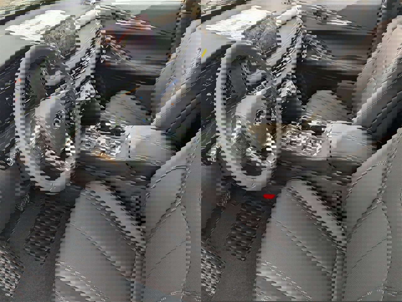 New 2026 INFINITI QX60 Luxe w/ Family Package image 11