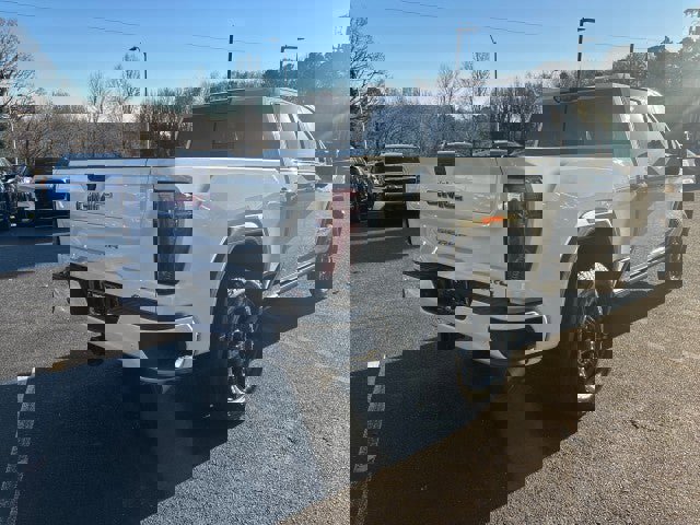 New 2025 GMC Sierra 2500 AT4 w/ AT4 Premium Plus Package image 3