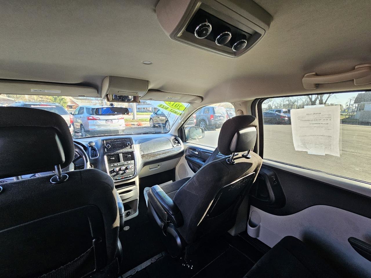 Used 2012 Dodge Grand Caravan SE FWD image 24
