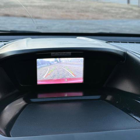 Used 2015 Ford Escape SE image 11