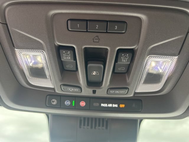 Used 2025 GMC Sierra 1500 Denali AWD/4WD image 34