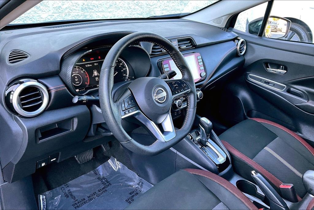 Used 2025 Nissan Versa SR w/ Trunk Package image 14
