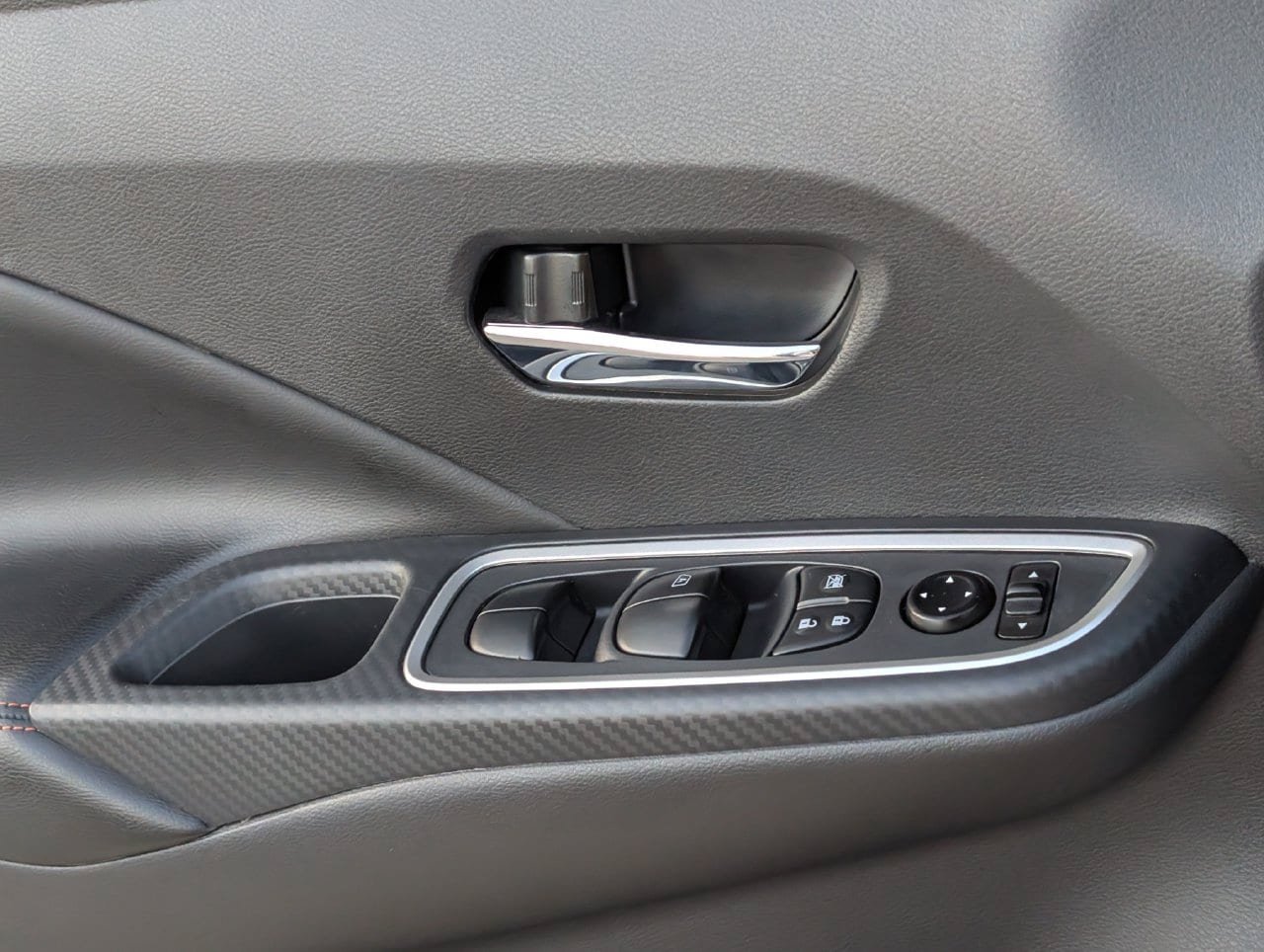 Certified 2024 Nissan Versa SR w/ Trunk Package FWD image 26