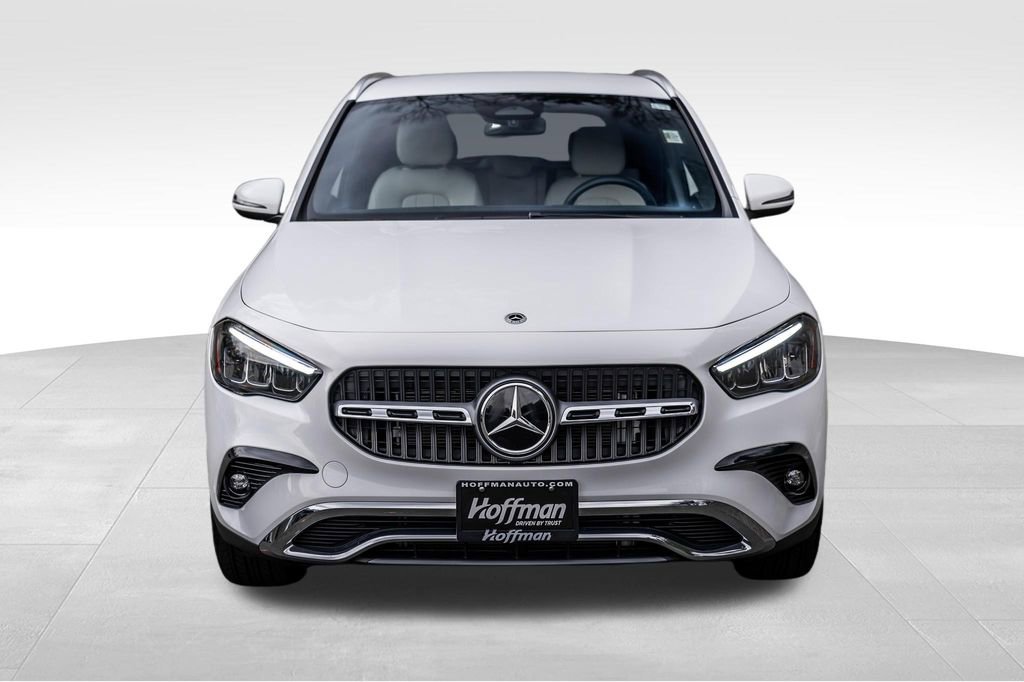Used 2025 Mercedes-Benz GLA 250 4MATIC image 2