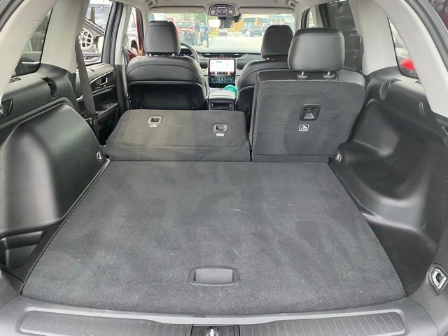 Used 2023 Jeep Grand Cherokee Limited w/ Luxury Tech Group II image 26