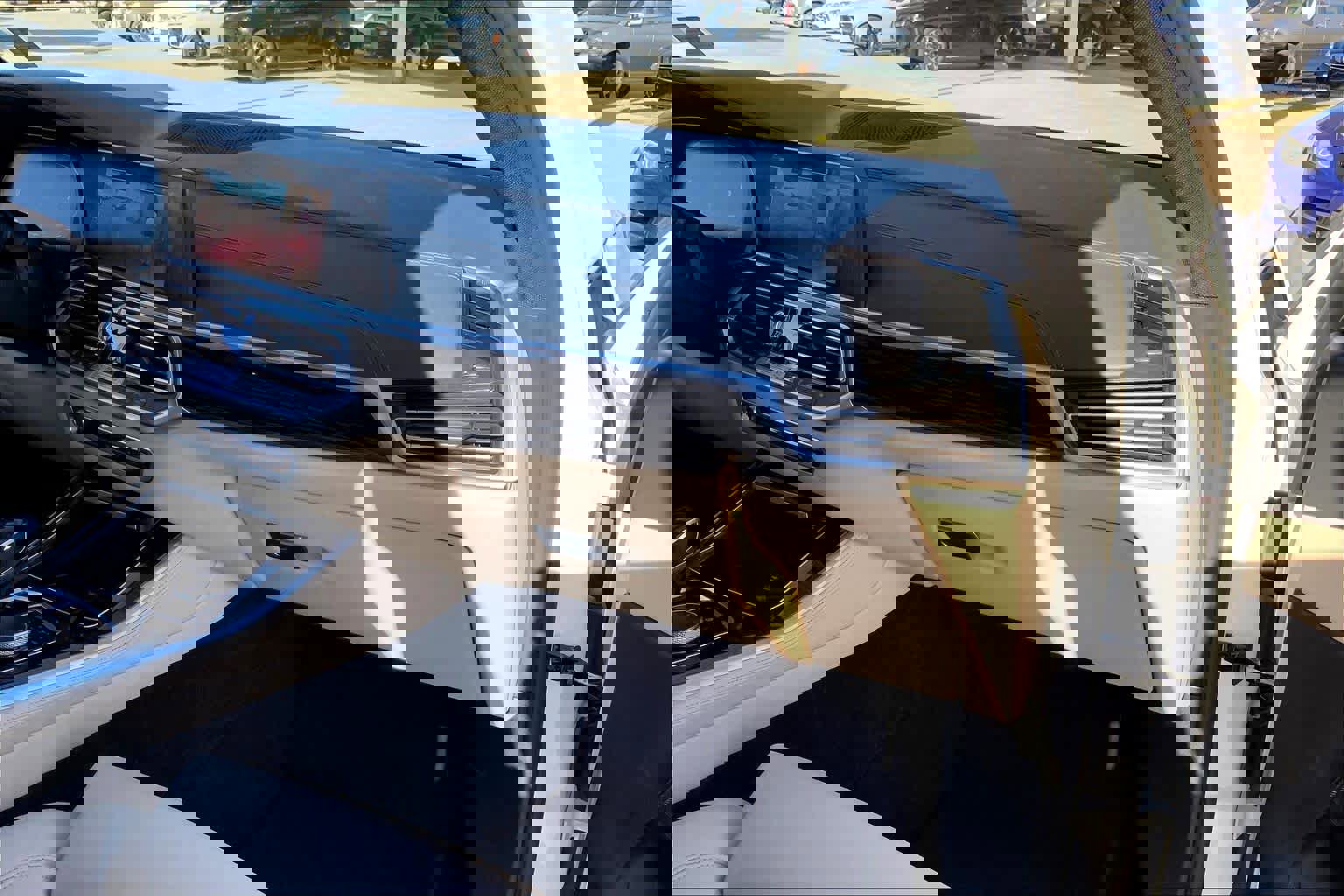 Used 2020 BMW X5 sDrive40i w/ Premium Package image 17