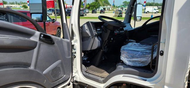 New 2025 Chevrolet Low Cab Forward 5500XG image 10