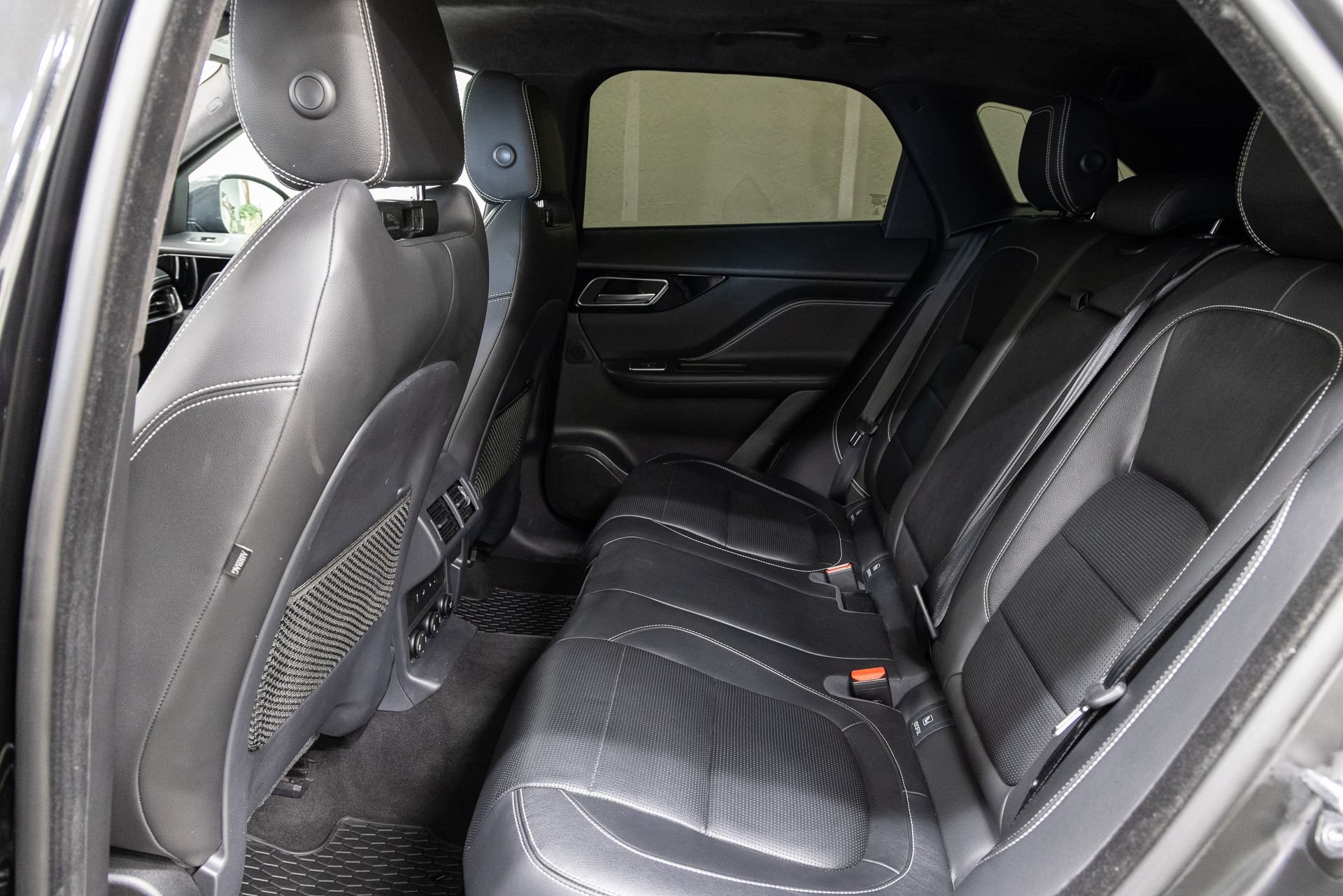 Used 2020 Jaguar F-PACE S AWD/4WD image 8