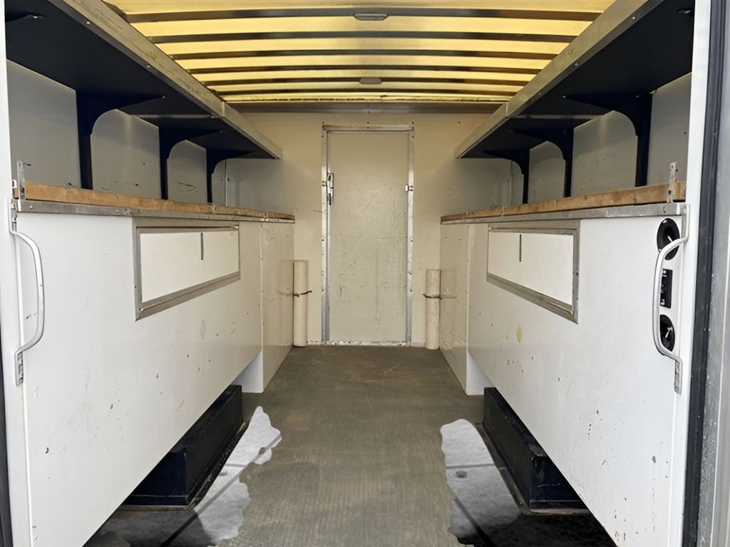 Used 2024 Ford E-350 and Econoline 350 Super Duty w/ Power Windows & Locks Group RWD image 33