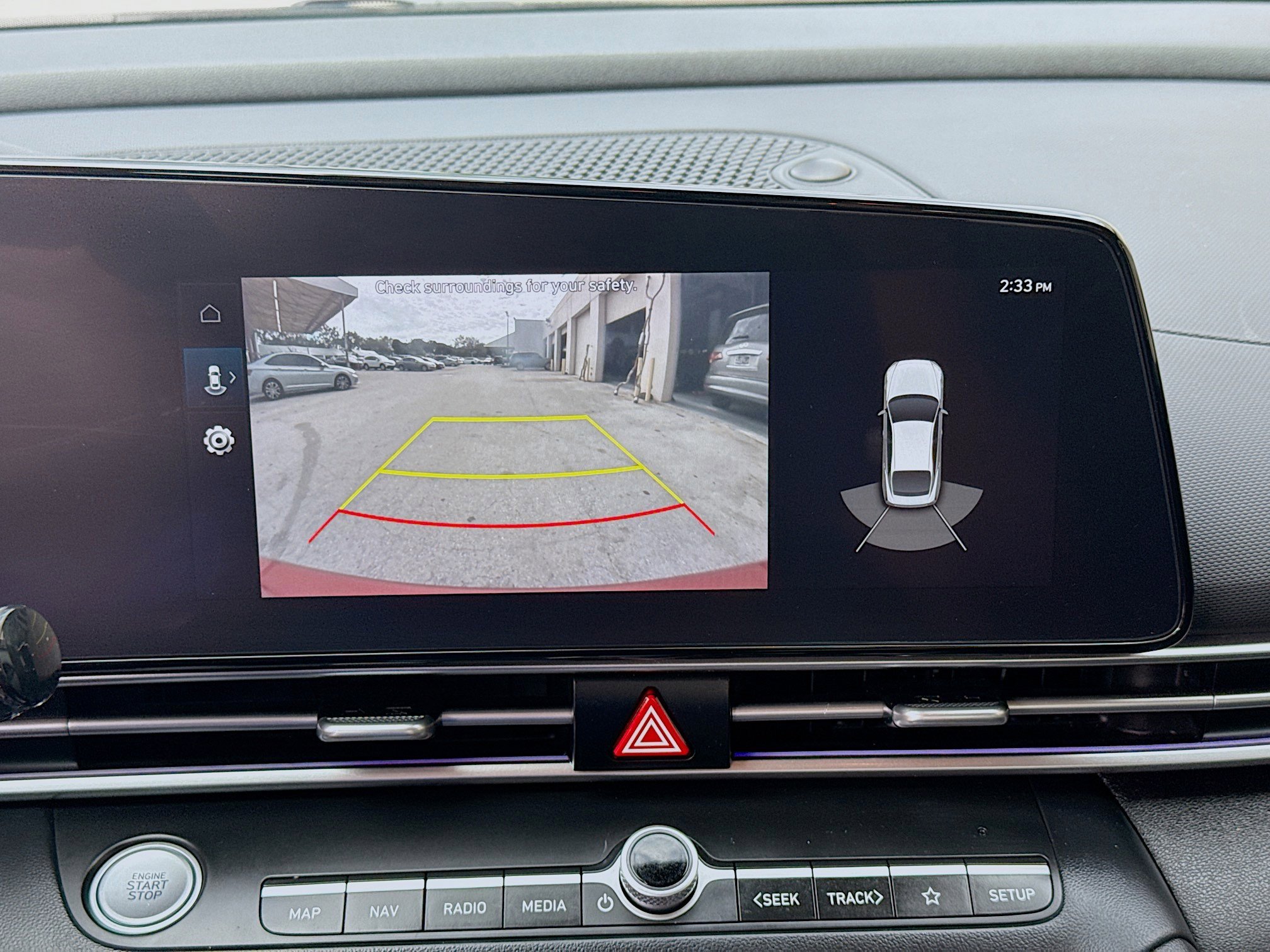 Used 2023 Hyundai Elantra Limited image 12