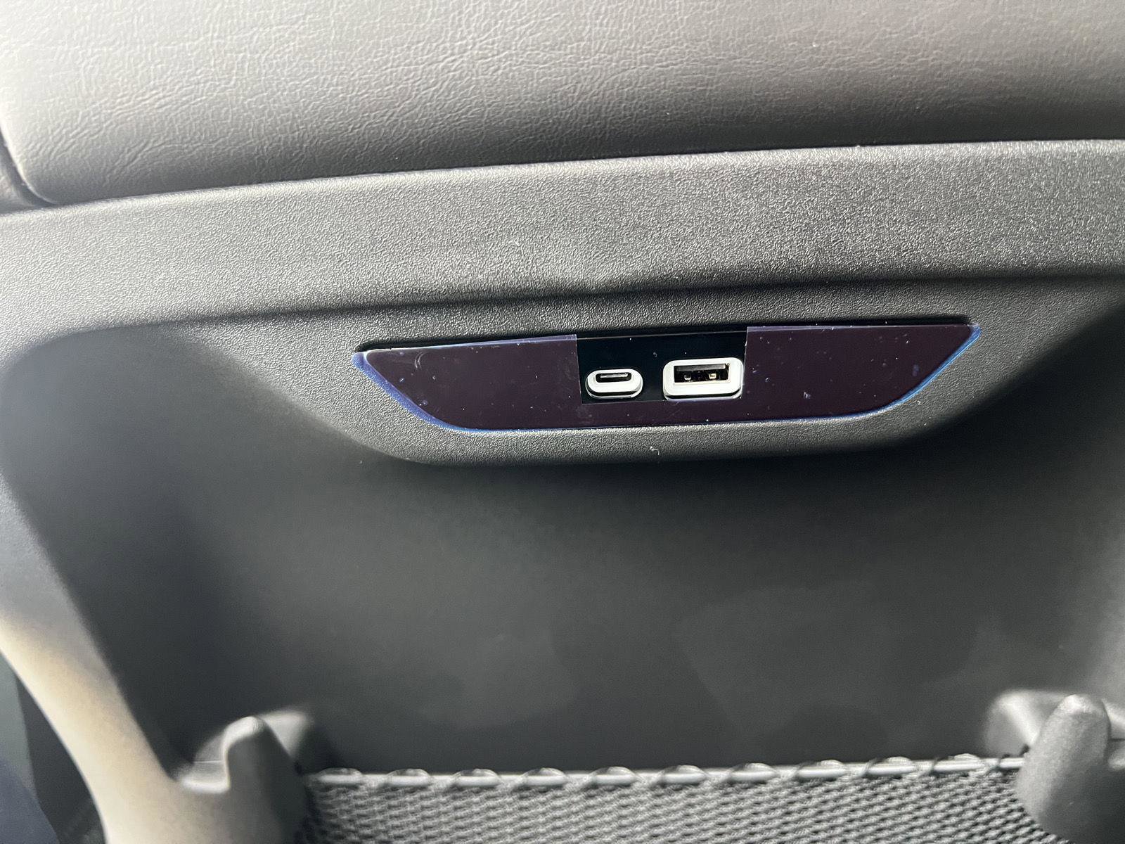 New 2026 Chrysler Pacifica Select w/ S Appearance Package image 29