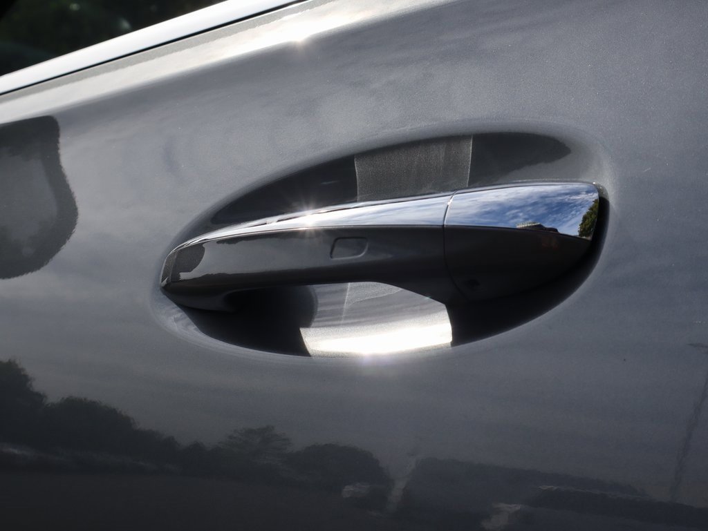 New 2026 Mercedes-Benz GLE 450 4MATIC image 11