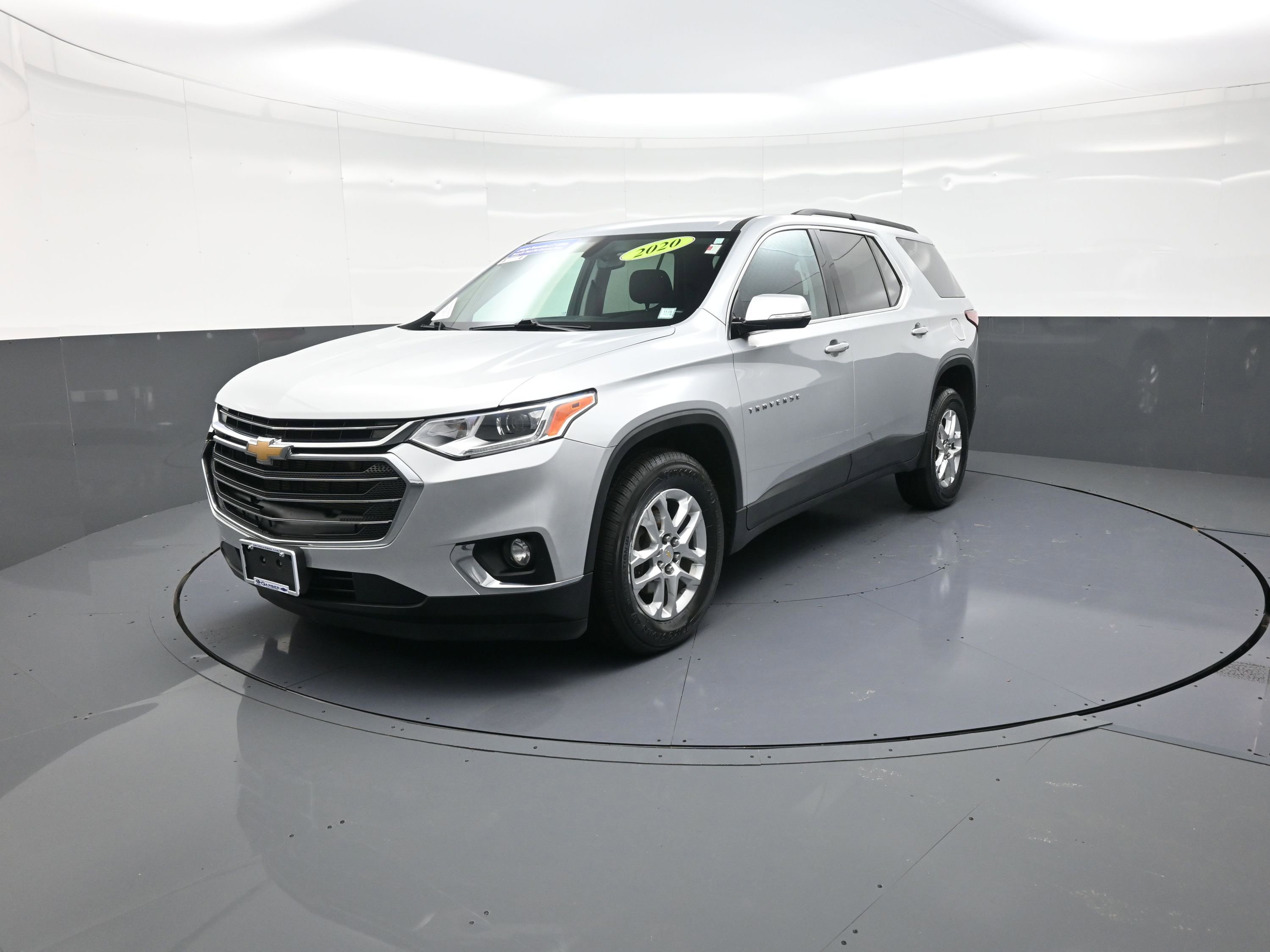 Used 2020 Chevrolet Traverse LT image 7