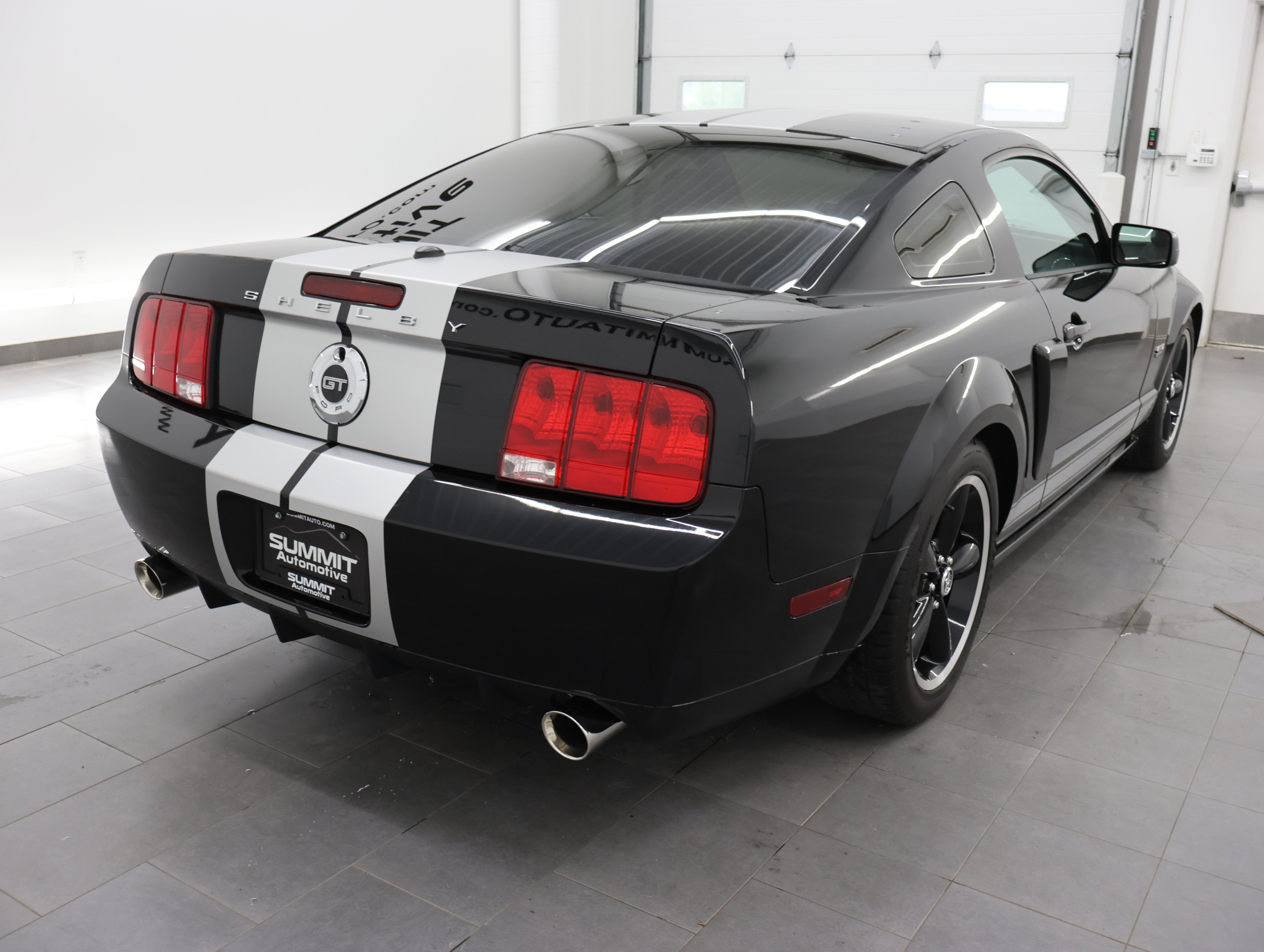 Used 2007 Ford Mustang GT Premium RWD image 5