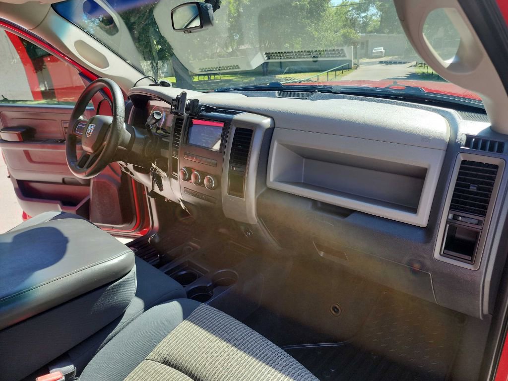 Used 2012 RAM 3500 ST w/ Chrome Appearance Group image 40