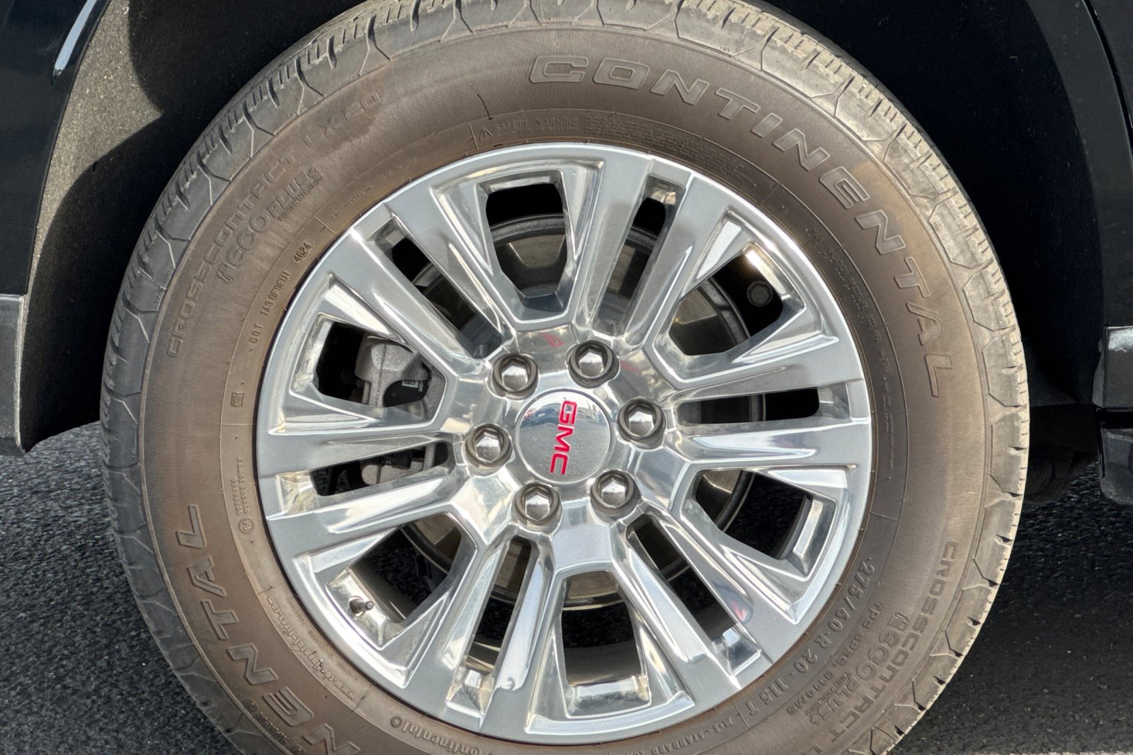 Used 2025 GMC Yukon Denali image 41