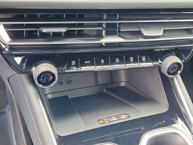 New 2026 Chevrolet Traverse LT image 31