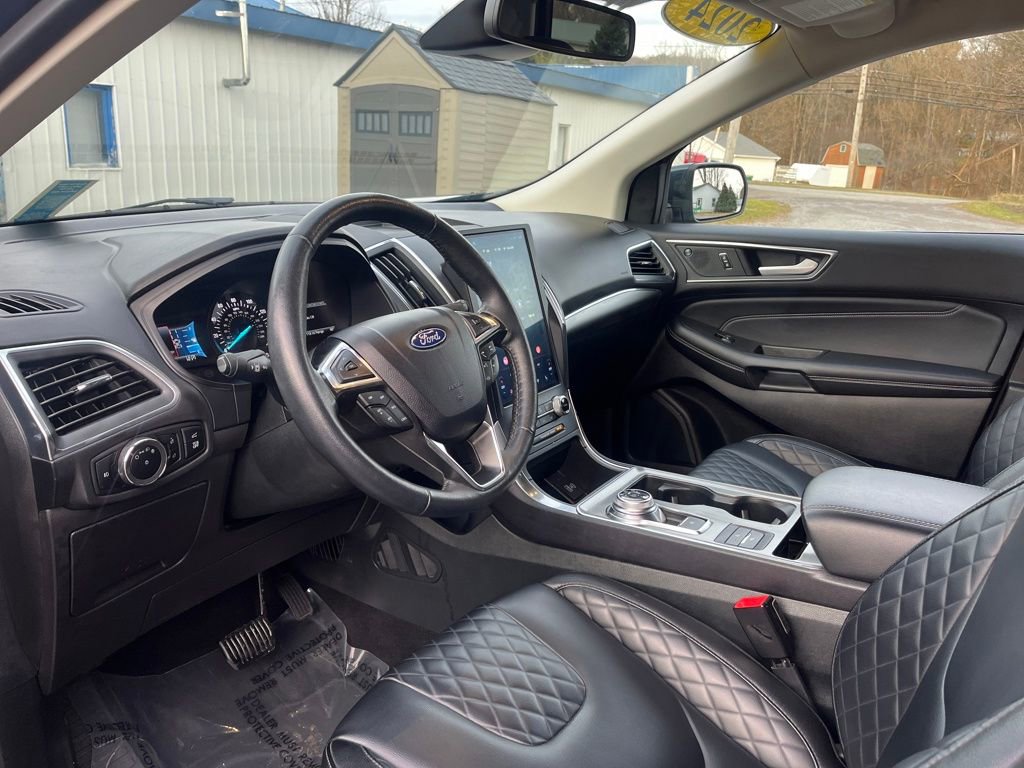 Used 2024 Ford Edge Titanium image 15